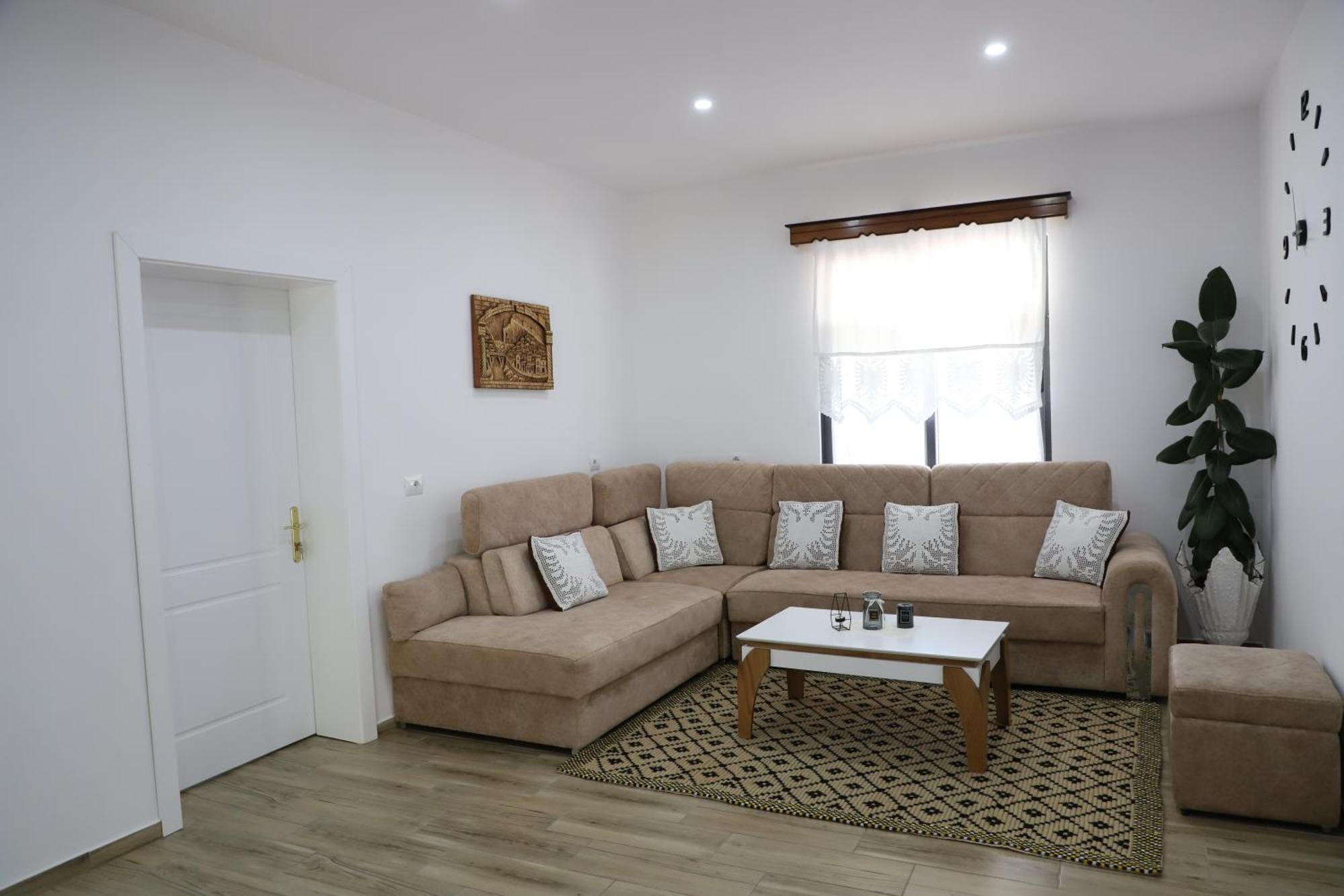 Vila Luen Μπεράτ Εξωτερικό φωτογραφία