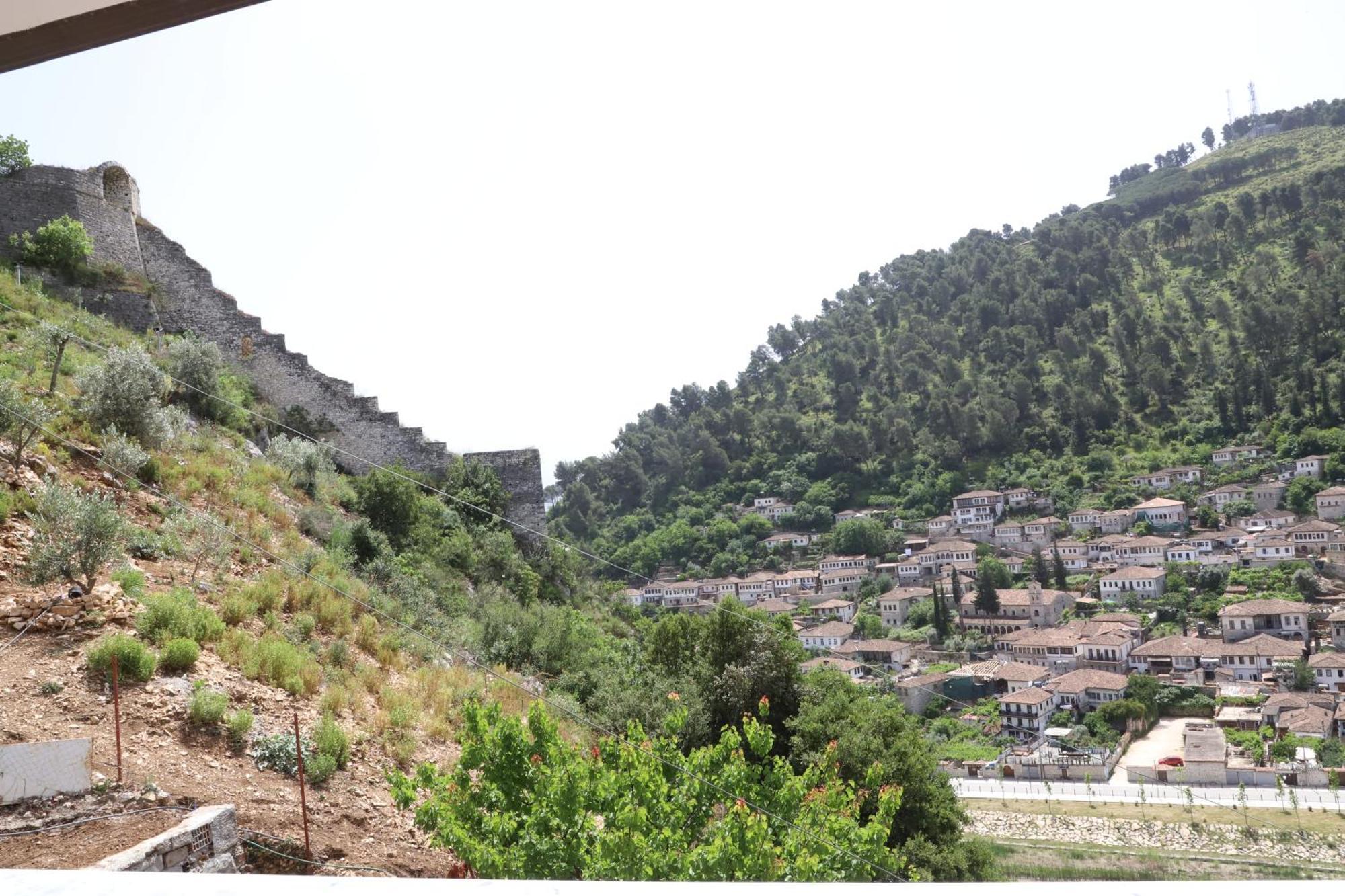 Vila Luen Μπεράτ Εξωτερικό φωτογραφία